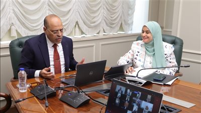 وزير العمل يوجه أعضاء مكاتب التمثيل العمالي بالخارج بتوفير فرص عمل للشباب المصري