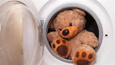 لماذا يجب عدم غسل بعض الدمى المحشوة في الغسالة؟