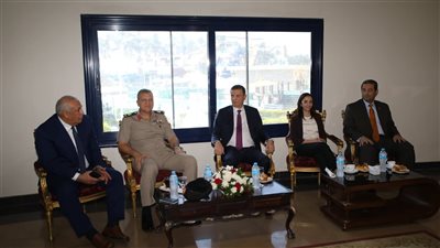 وزير الزراعة يلتقي محافظي البحيرة ودمياط والوادي الجديد