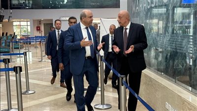 وزير الطيران المدني يتفقد مطار العلمين الدولي لمتابعة انتظام حركة التشغيل واستقبال الوفود السياحية