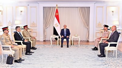 الرئيس السيسى يستقبل رئيس هيئة الأركان المشتركة لجمهورية باكستان