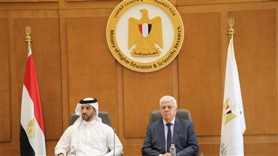 وزير التعليم العالي يبحث سبل التعاون مع نائب حاكم الشارقة ورئيس جامعة الشارقة