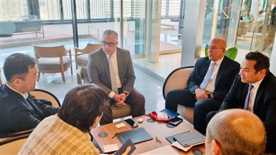 وفد اقتصادية قناة السويس يناقش موعد افتتاح محطة (رورو) شرق بورسعيد مع (تويوتا تسوشو) بالعاصمة طوكيو