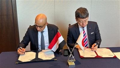 وزير التربية والتعليم يوقع مذكرة تفاهم مع شركة 