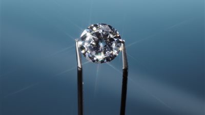 الماس يفتح آفاقا في تشخيص السرطان بدقة غير مسبوقة