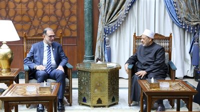 شيخ الأزهر يستقبل رئيس الهيئة القومية لسلامة الغذاء ويبحثان سبل التعاون لخدمة طلاب الأزهر