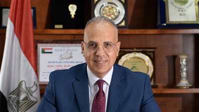 وزير الري يتابع حالة محطات رفع المياه ومجهودات مصلحة الميكانيكا والكهرباء