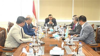 وزير الإسكان يتابع مشروع المماشي السياحية بمدينة ٦ أكتوبر