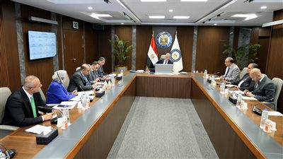 وزير البترول يؤكد على أهمية دور الشركة كشركة وطنية مملوكة بالكامل للدولة في دعم الاقتصاد القومي وزيادة الإنتاج