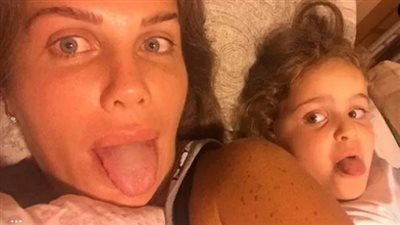 الشغل والارتباطات.. نيكول سابا تكشف سر عدم إنجابها للمرة الثانية