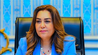 وزيرة التنمية المحلية تستعرض تقريرًا حول أبرز جهود وحدة السكان المركزية خلال شهر أغسطس 2025