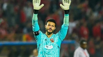 صفقة تبادلية مثيرة.. ناد سعودي يضع محمد الشناوي ضمن حساباته