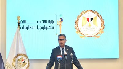 وزيرا الاتصالات وتكنولوجيا المعلومات والتموين والتجارة الداخلية يطلقان استمارة تحديث بيانات المواطنين بمحافظة بورسعيد