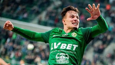 الاتفاق تم .. أحمد حسن يفجر مفاجأة عن عقد أسد الحملاوي مع الأهلي