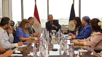 وزير السياحة يلتقي مجموعة من المؤثرين وأصحاب المحتوى الرقمي المصريين لبحث سبل التعاون للترويج للمقصد السياحي المصري 