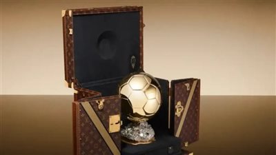 خبراء كرة القدم يحددون الفائز بالكرة الذهبية 2025