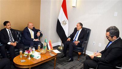 وزير الخارجية يلتقي الأمين العام لمجلس التعاون لدول الخليج العربية 