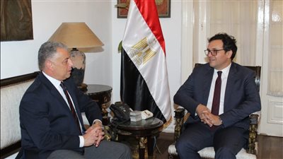 وزير الثقافة ومحافظ الإسماعيلية يبحثان ترتيبات الاحتفال بعام أم كلثوم بالمحافظة 