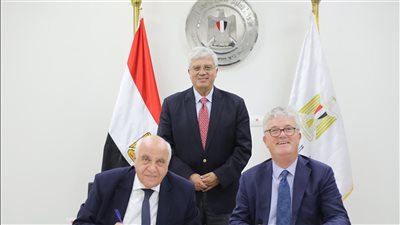 وزير التعليم العالي يشهد توقيع تجديد بروتوكول تعاون بين جامعة المستقبل وجامعة كورك الأيرلندية