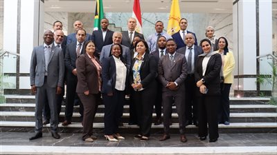 البنك المركزي المصري يستضيف وفدًا من جنوب إفريقيا للتعرف على التجربة المصرية في إنشاء وتشغيل دار الطباعة 