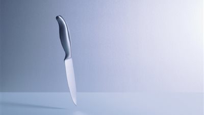 قطّع بلا جهد!.. أول سكين مطبخ فوق صوتية في العالم