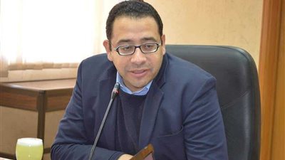 هل البارسيتامول أمن للحوامل؟.. طبيب مصري بارز يفند مزاعم ترامب