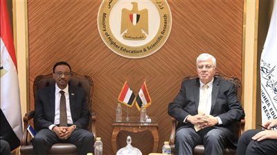وزير التعليم العالي يلتقي نظيره السوداني لبحث سبل تعزيز التعاون المشترك في مجالات التعليم العالي والبحث العلمي