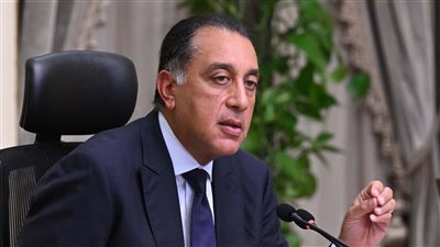 رئيس الوزراء يبدأ جولة تفقدية بعدد من مشروعات إعادة إحياء مناطق القاهرة التاريخية