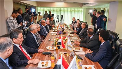 رئيس مجلس الشيوخ يشهد توقيع مذكرة للتفاهم بين الهيئة العربية للتصنيع والمحكمة العربية للتحكيم