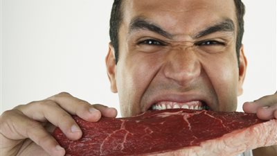 علاقة مثيرة للجدل بين تناول اللحوم وتصورات الرجولة لدى الرجال