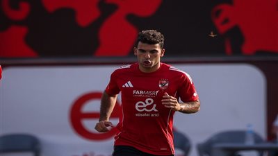مهيب عبد الهادي يكشف تفاصيل جديدة في عقد زيزو مع الزمالك