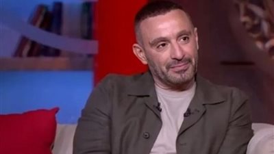 أحمد السقا يكشف تفاصيل حالته الصحية ويعلق على إمكانية ارتباطه
