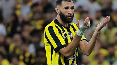 كريم بنزيما يضع الاتحاد السعودي في أزمة كبرى