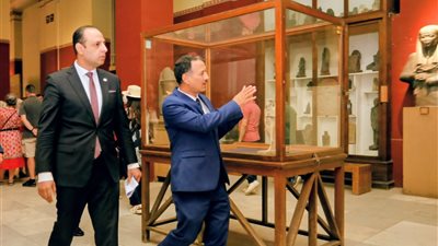 النيابة الإدارية تعاين معهد الترميم بالمتحف المصري في واقعة اختلاس سوار الذهب