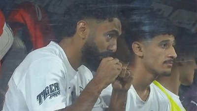 بمادة مجهولة.. حسين الشحات يثير الجدل في مباراة مصر وتونس