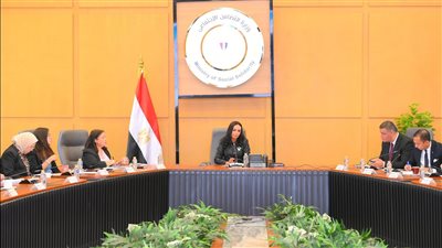 وزيرة التضامن تترأس اجتماع اللجنة الدائمة للإشراف على منظومة عمل الرائدات الاجتماعيات