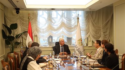 وزير التعليم العالي يبحث مع نائب أمين الهيئة الألمانية للتبادل الأكاديمي 