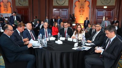 وزيرة التنمية المحلية تشهد إطلاق الاستراتيجية الوطنية للمدن الذكية في مصر