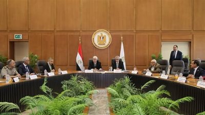 وزير التعليم العالي يترأس اجتماع المجلس الأعلى للجامعات بالعاصمة الإدارية الجديدة