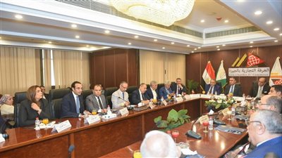 وزير التموين يجتمع مع شعبة تجار البقالة والمواد الغذائية بحضور رئيس الاتحاد العام للغرف التجارية