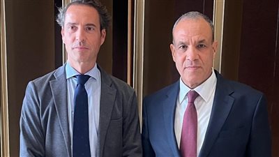 وزير الخارجية يلتقي مع الممثل الشخصي لسكرتير عام حلف الناتو لشئون الجوار الجنوبي