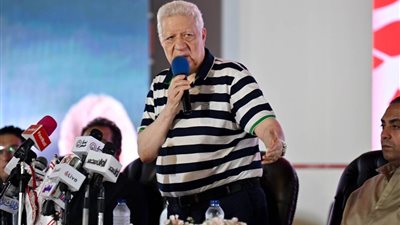 نجل مرتضى منصور يعلن عن حالة صحية طارئة ألمت بوالده