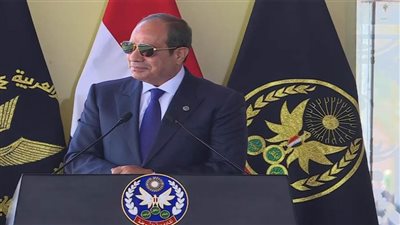 الرئيس السيسي يعلن مقترحًا بشأن طلاب الشرطة والجامعات.. ماذا قال؟