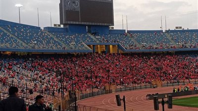 فضيحة كروية في مصر.. فريق يخدع التحكيم ببديل غير قانوني خلال مبارة كرة قدم 