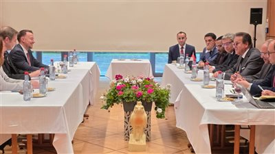 وزير الصحة يبحث مع رئيس التحالف الصحي الألماني سبل تعزيز التعاون الثنائي وفرص الاستثمار في القطاع الصحي