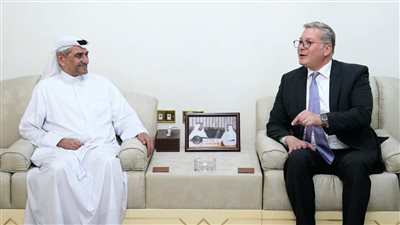 حاكم الفجيرة يستقبل وزير البترول والثروة المعدنية لبحث تعزيز التعاون بين مصر والإمارات