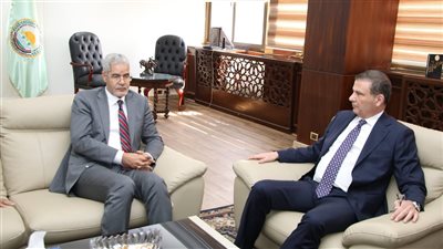  وزير الزراعة يبحث مع نظيره الموريتاني تعزيز سبل التعاون الزراعي المشترك