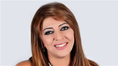 تهشم سيارة الفنانة هالة صدقي في حادث تصادم بالشيخ زايد