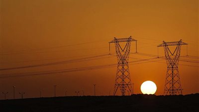 مصر والإمارات توقعان اتفاقية لإمداد أوروبا بالكهرباء