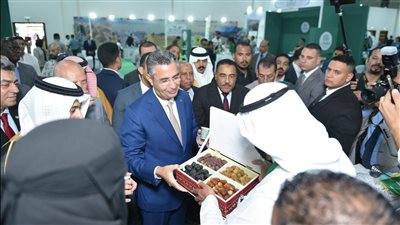 وزير التموين والتجارة الداخلية يفتتح النسخة الثانية من الملتقى والمعرض الدولي للتمور